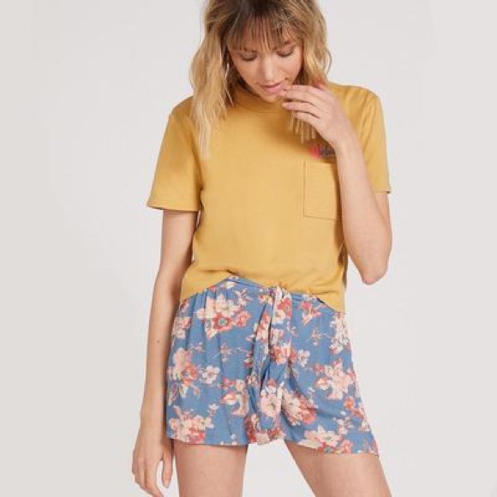 NWT volcom floral summer print loose fabric shorts with tie size XS